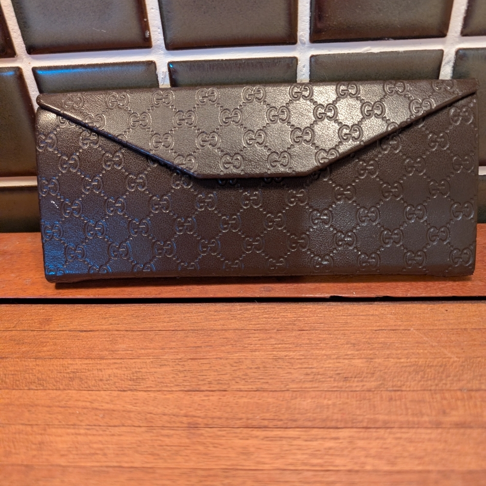 Gucci Brown Monogram Convertible Glasses Case.